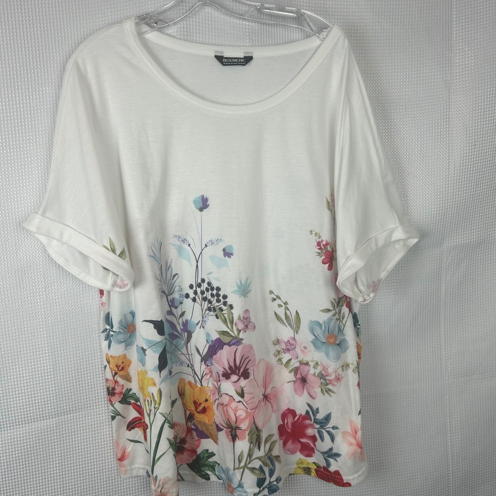 BloomChic White Floral Botanical Short Sleeve Rolled Cuff Top Plus Size 18-20